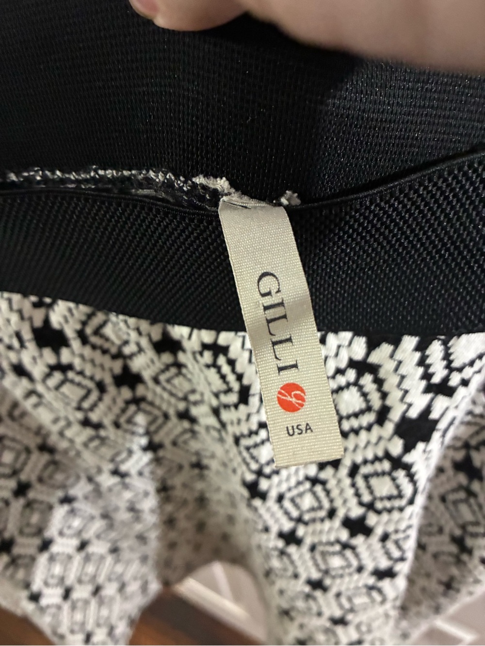 Gilli Women’s Large Flared Mini Skirt - Picture 5 of 6